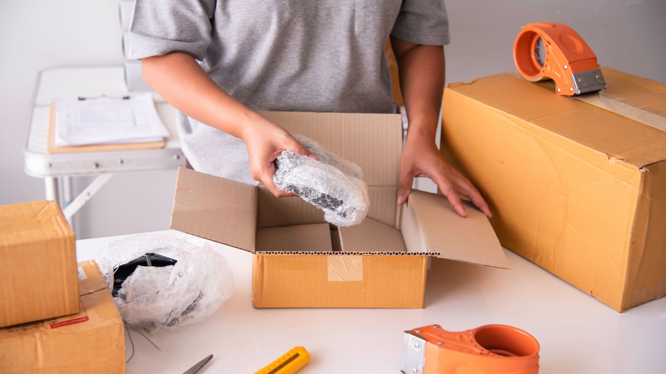 How to Pack a Box for Shipping: Tips, Tricks, and Tales from a Packaging Pro