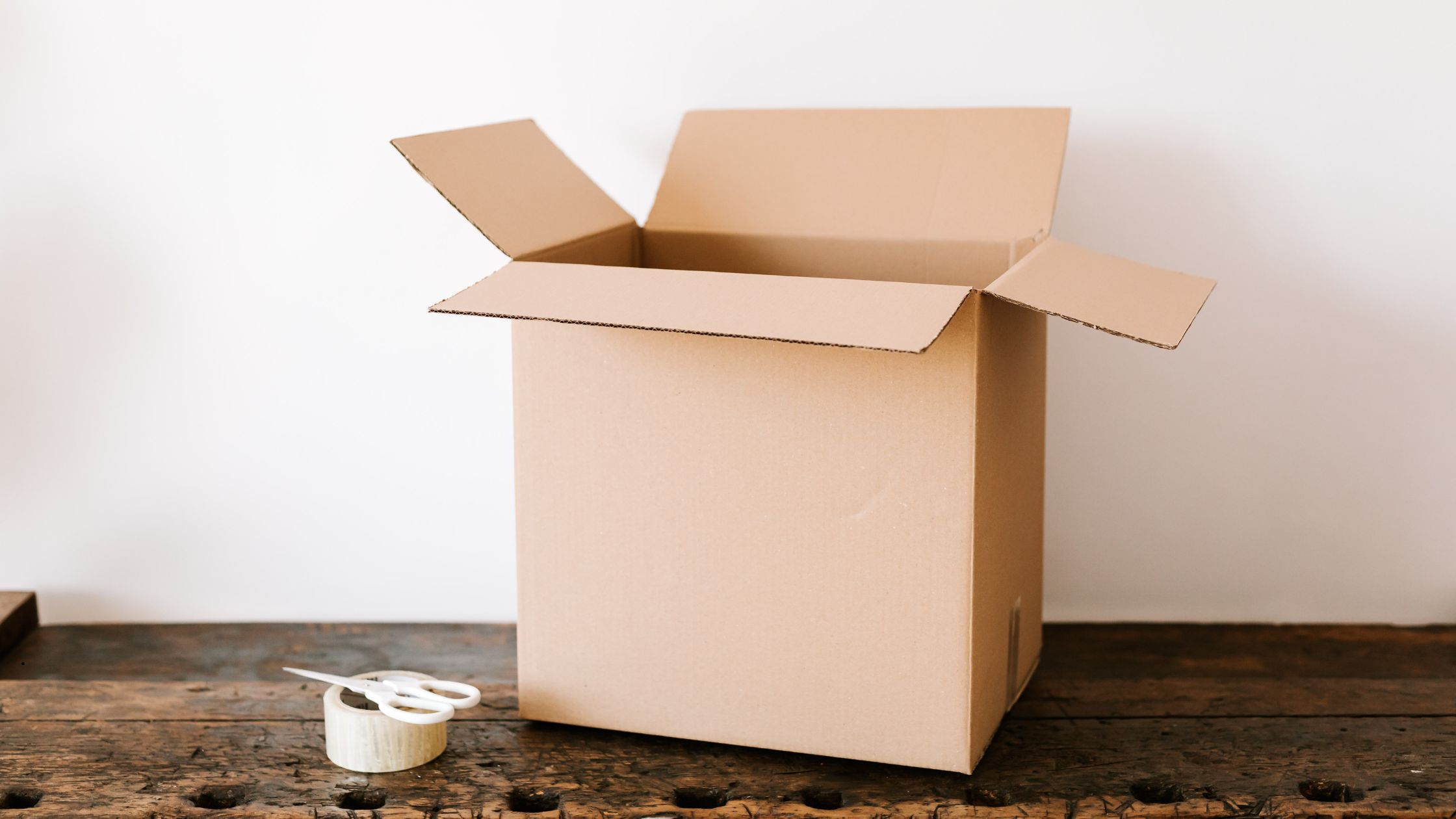 How Standard Strength Corrugated Boxes Compare to Heavy Duty Options